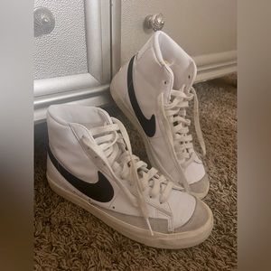 nike womans blazer